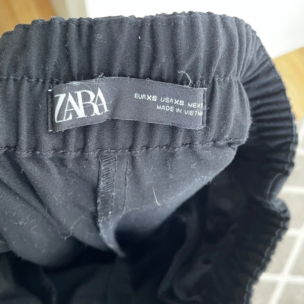 Zara cuffed black pants